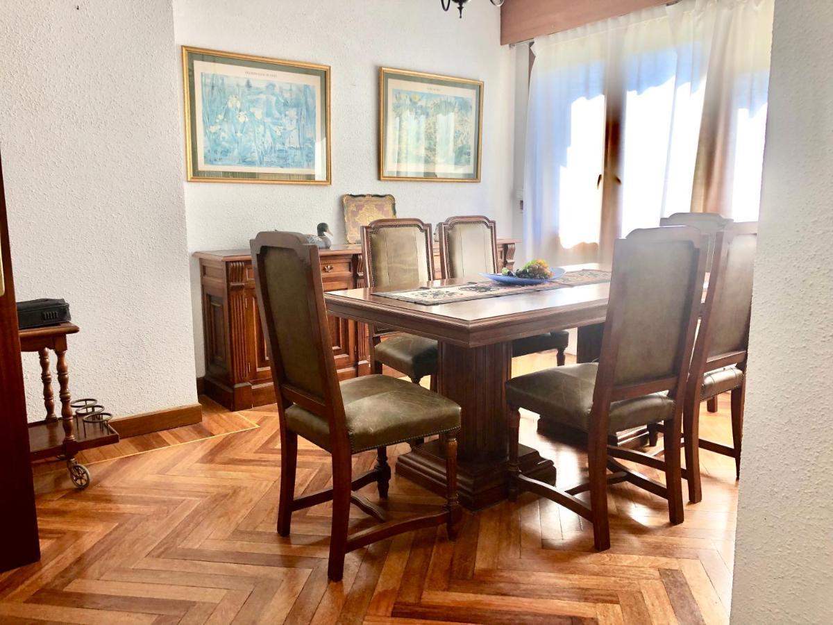 Chalet Al Lado De La Playa Con Piscina Privada, Jardin Y Barbacoa, Fronton, 6 Habitaciones Laredo Esterno foto